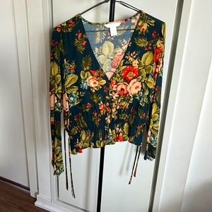 H&M floral long sleeve top size 4. Navy, green and pink colours